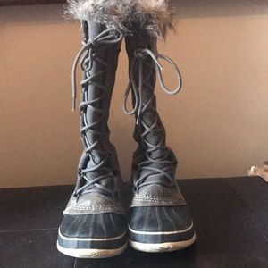 Sorel Joan of Arc snow boots